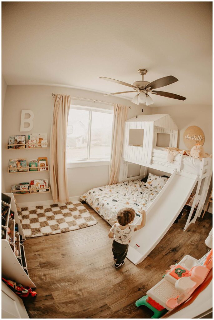 Toddler shared bedroom 
Redo Organization
